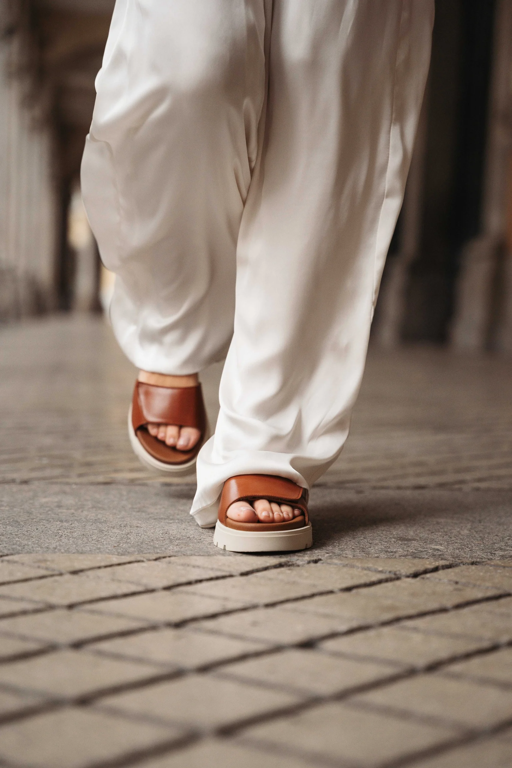 Sandálias^Camport Sandalia Chloe Castanho